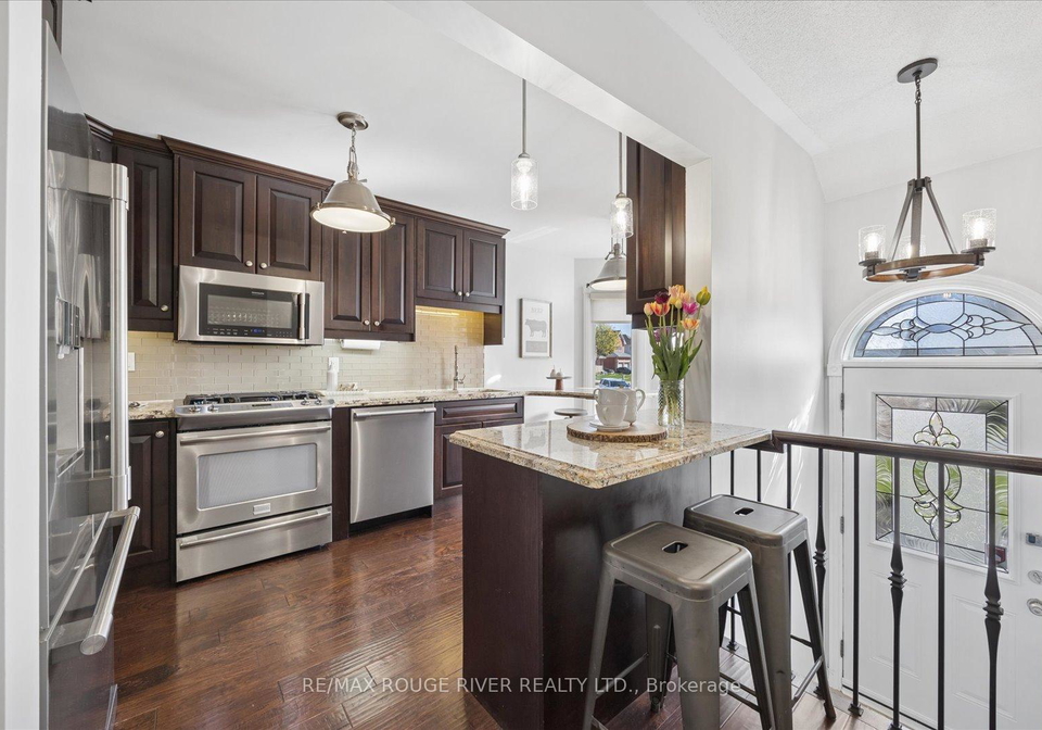 8-rosemarie-crescent-whitby-ontario-e13206776