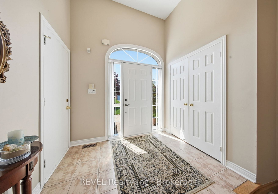 16-parnell-crescent-whitby-ontario-e13206872