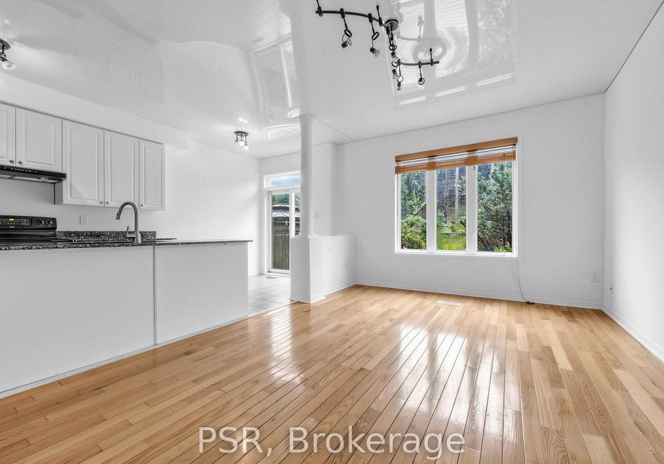 38-enroutes-street-toronto-ontario-e13207238