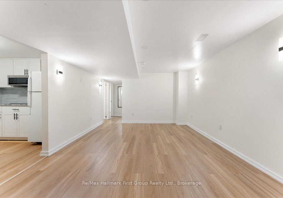 121-ribblesdale-avenue-whitby-ontario-e13207272