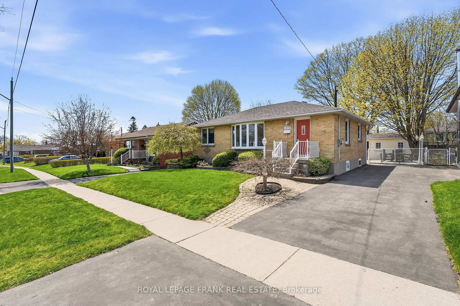 1212-valley-drive-oshawa-ontario-e13207356