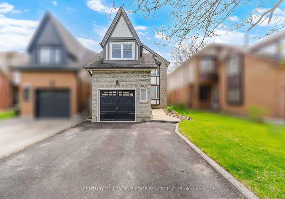923-redbird-crescent-pickering-ontario-e13207662