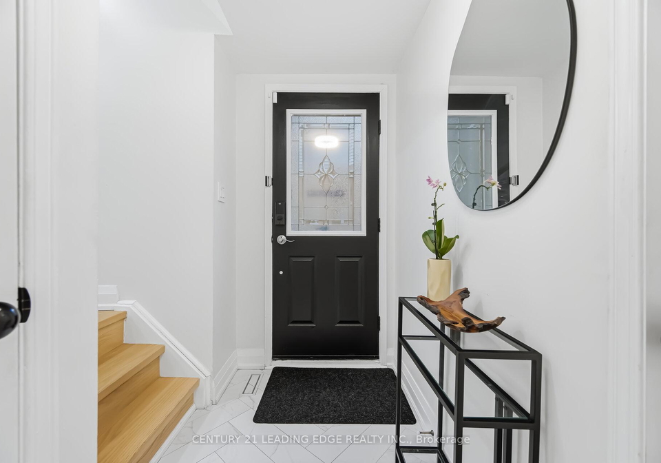 923-redbird-crescent-pickering-ontario-e13207662