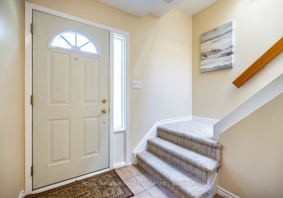 17-gorsey-square-scarborough-ontario-e13207680