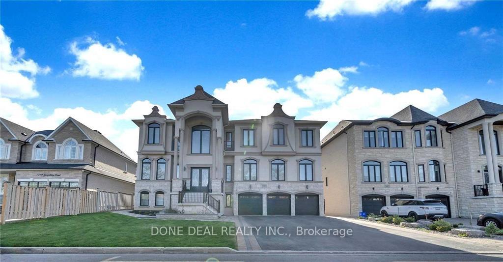 1805-grayabbey-court-pickering-ontario-e13207806