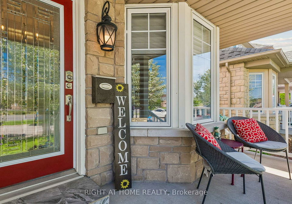 136-harrongate-place-whitby-ontario-e13207866