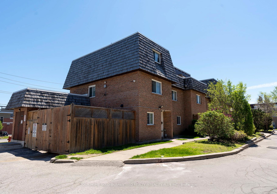 10-rodda-boulevard-scarborough-ontario-e13208020