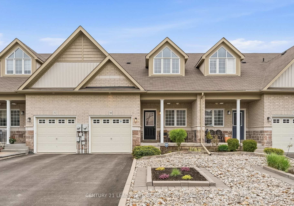 30-page-place-clarington-ontario-e13208514