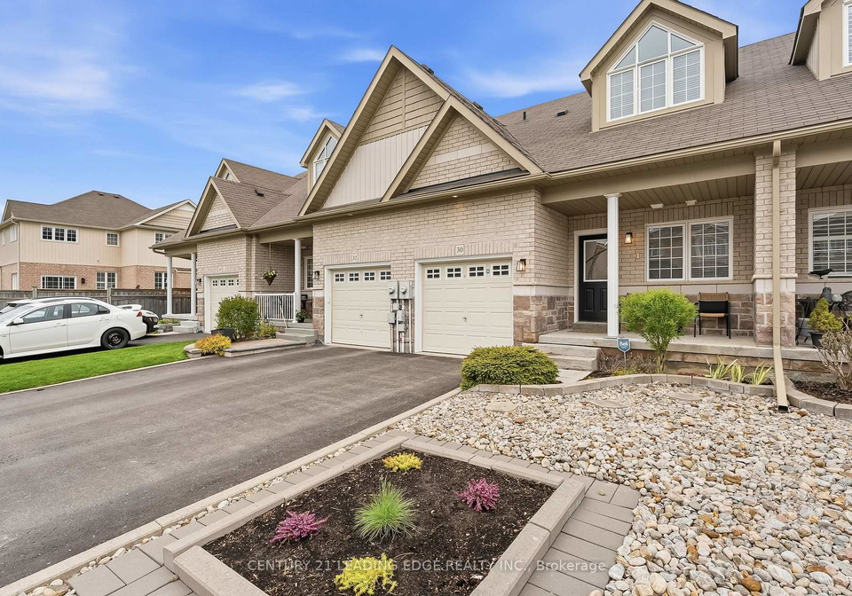 30-page-place-clarington-ontario-e13208514