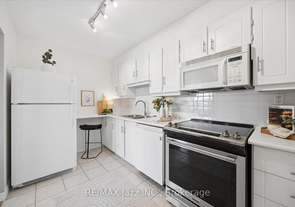 55-william-street-e-oshawa-ontario-e13208750