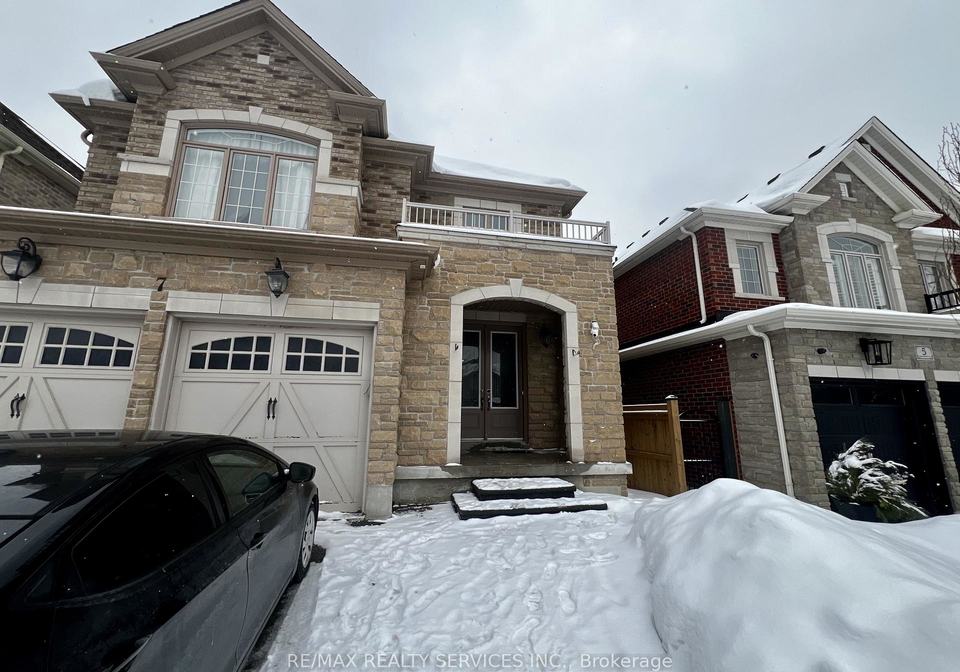 7-glengowan-street-whitby-ontario-e13208988