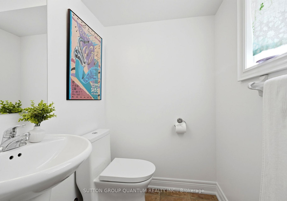 2268-gerrard-street-e-toronto-ontario-e13209228
