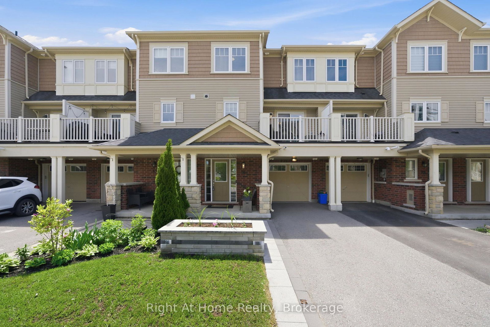 81-far-north-court-oshawa-ontario-e13209386