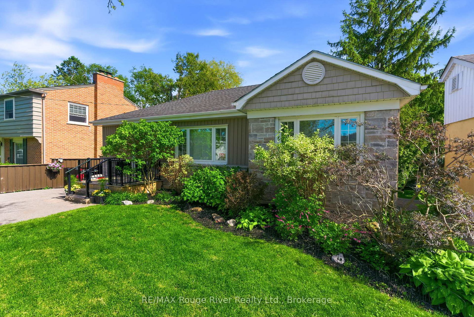 897-parklane-avenue-oshawa-ontario-e13209624