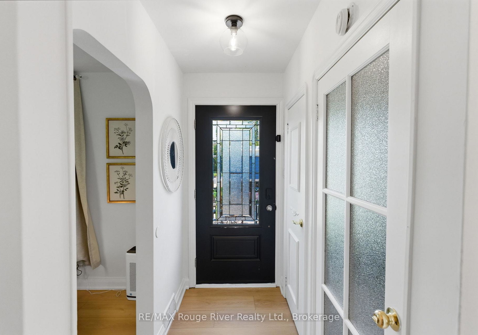 897-parklane-avenue-oshawa-ontario-e13209624