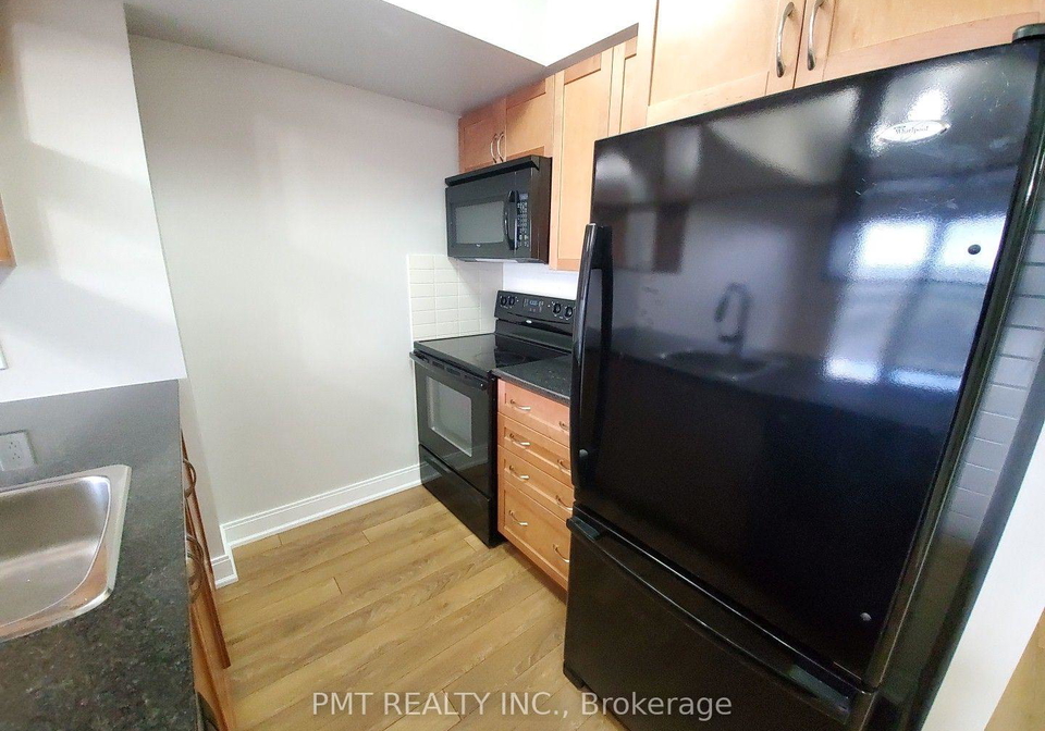 135-village-green-square-scarborough-ontario-e13209712