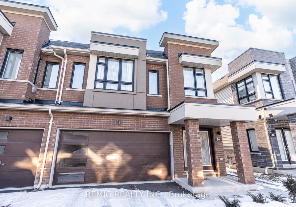 36-sailors-landing-clarington-ontario-e13209756