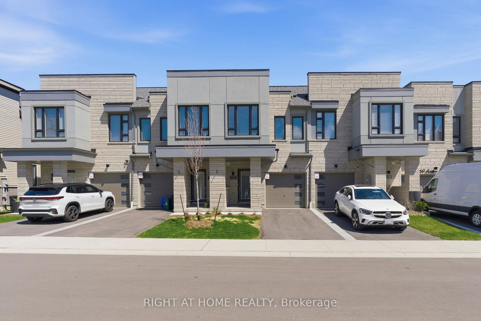 152-sailors-landing-clarington-ontario-e13210524