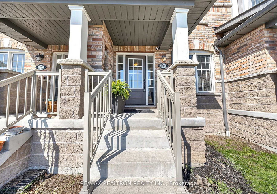 1365-salem-road-n-ajax-ontario-e13210744