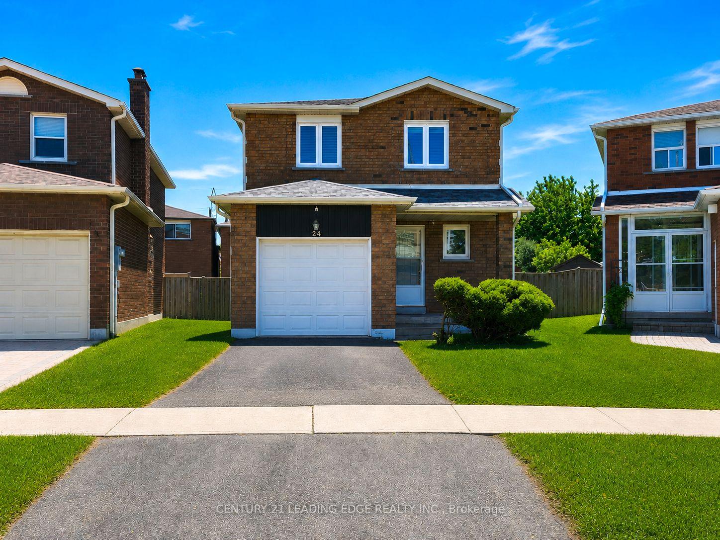 24-alanbull-square-scarborough-ontario-e13210974