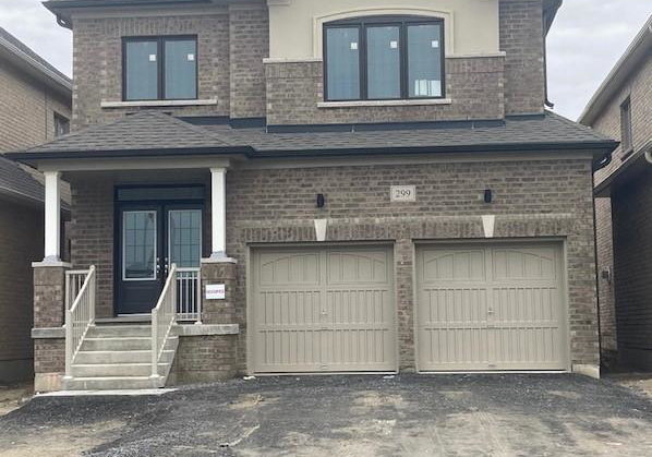 299-fleetwood-drive-oshawa-ontario-e13211116