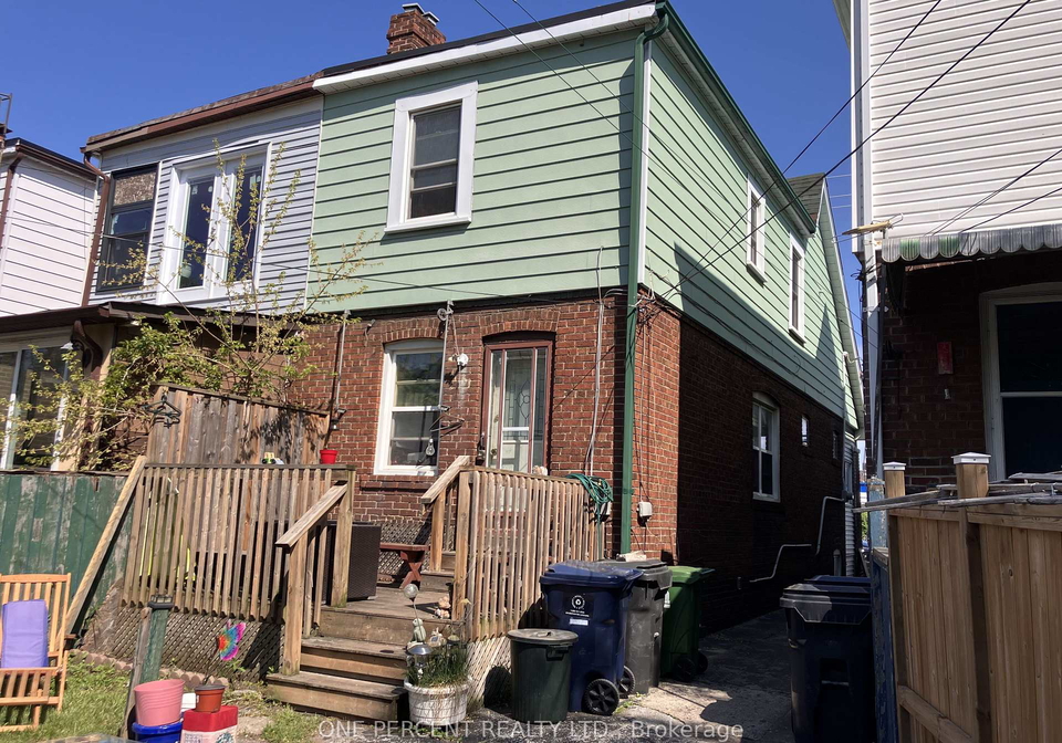 2461-gerrard-street-e-toronto-ontario-e13211586