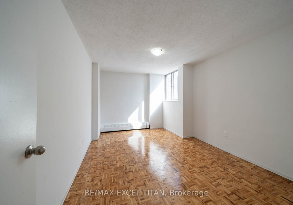 5-glamorgan-avenue-scarborough-ontario-e13211650
