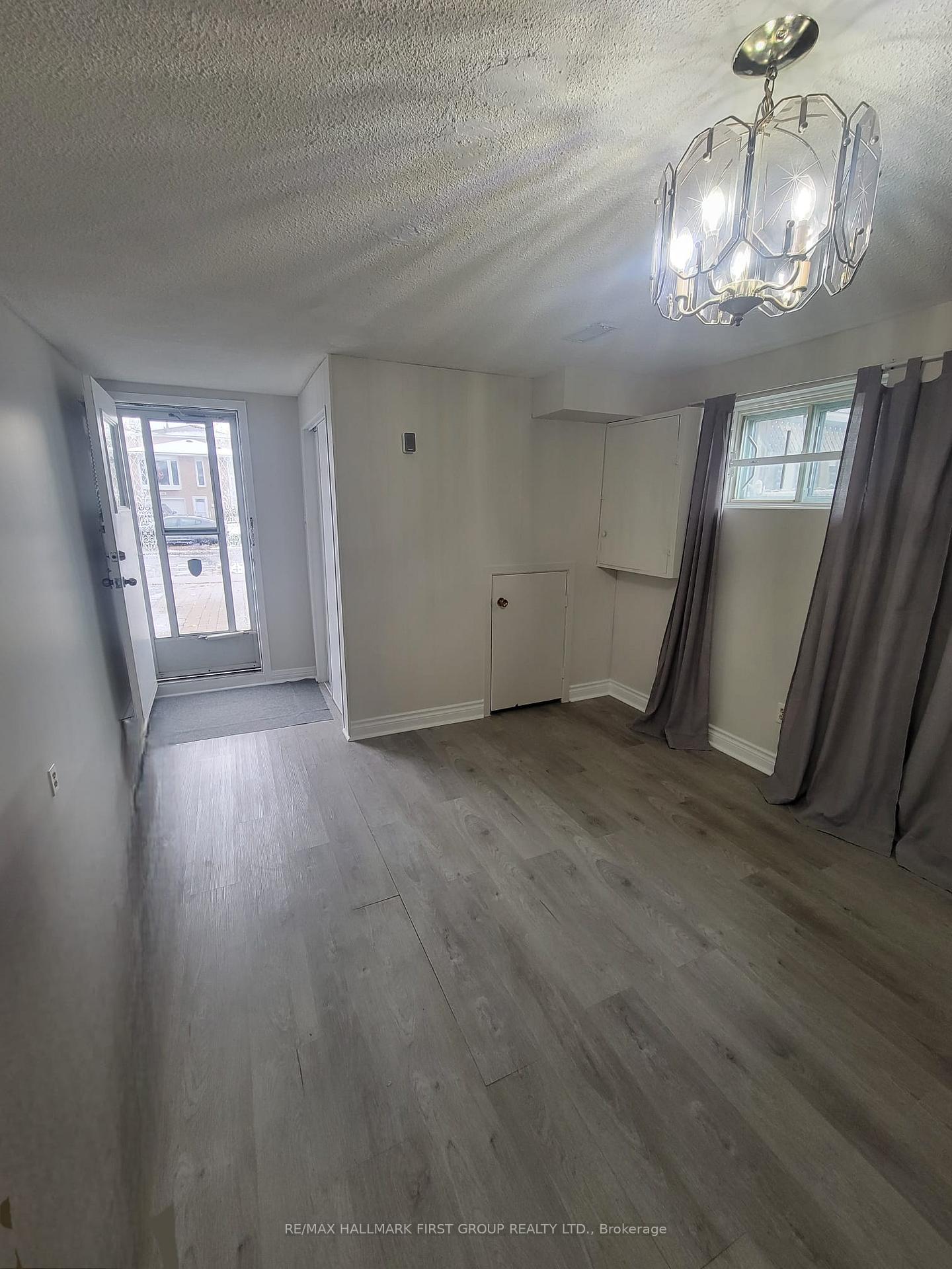 1903-rosefield-road-pickering-ontario-e13211806