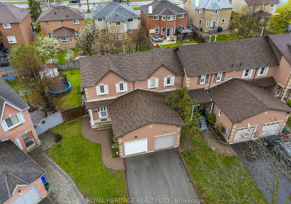 35-hughes-crescent-ajax-ontario-e13212348