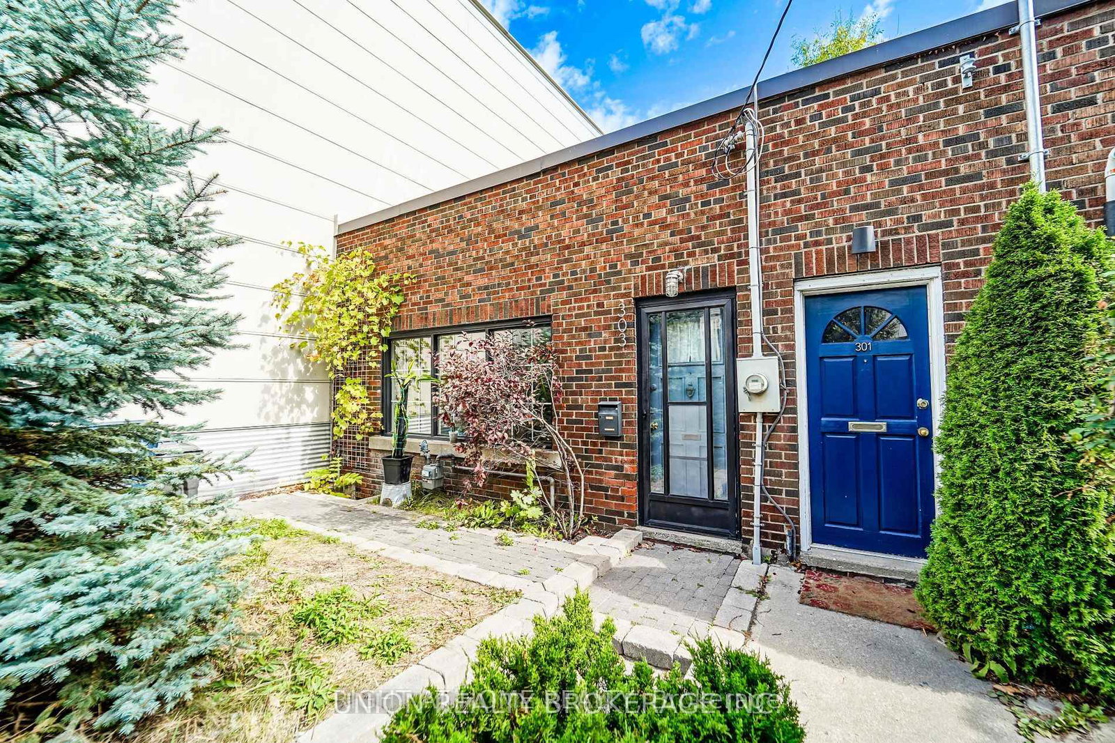 303-coxwell-avenue-toronto-ontario-e13213270