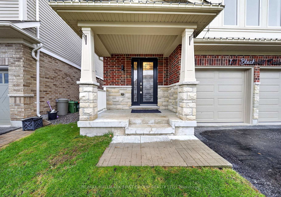 121-blackwell-crescent-oshawa-ontario-e13213472