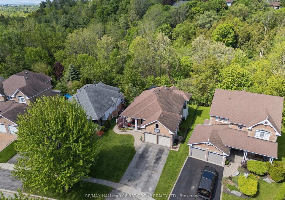 1028-highbrooke-court-oshawa-ontario-e13213996
