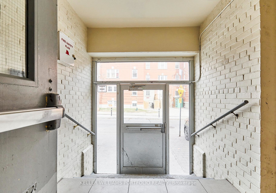 1395-gerrard-street-e-toronto-ontario-e13214710