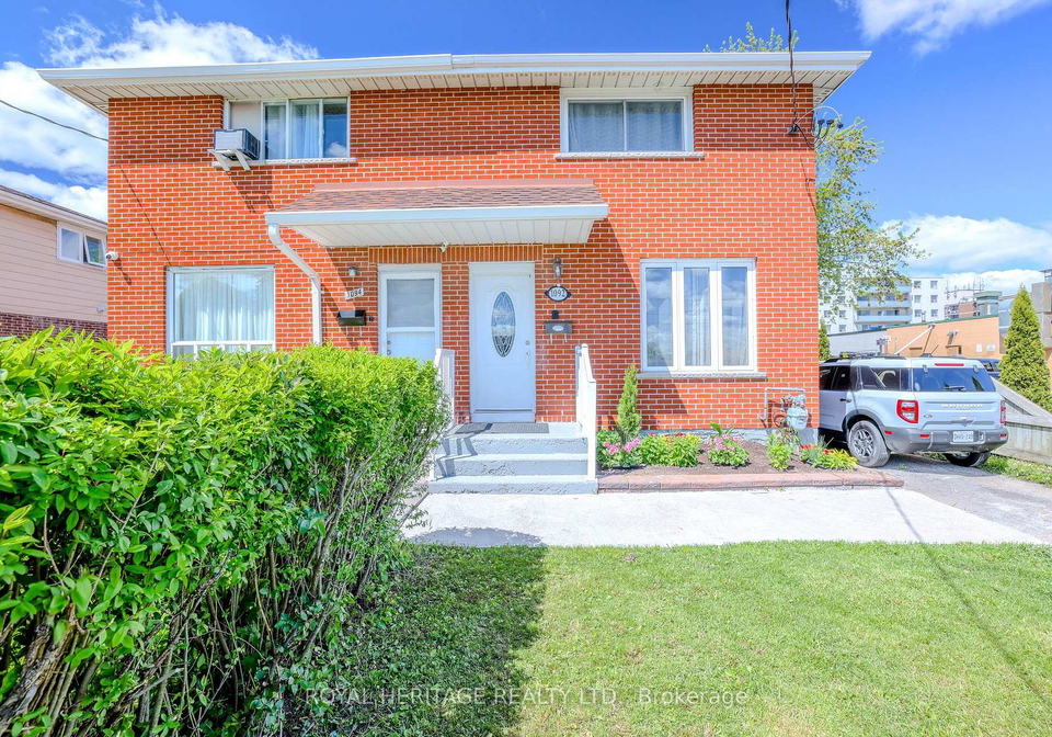 1092-cedar-street-oshawa-ontario-e13214780