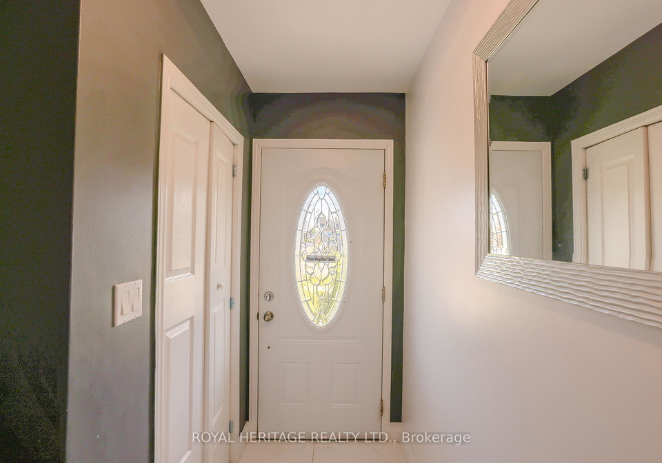 1092-cedar-street-oshawa-ontario-e13214780