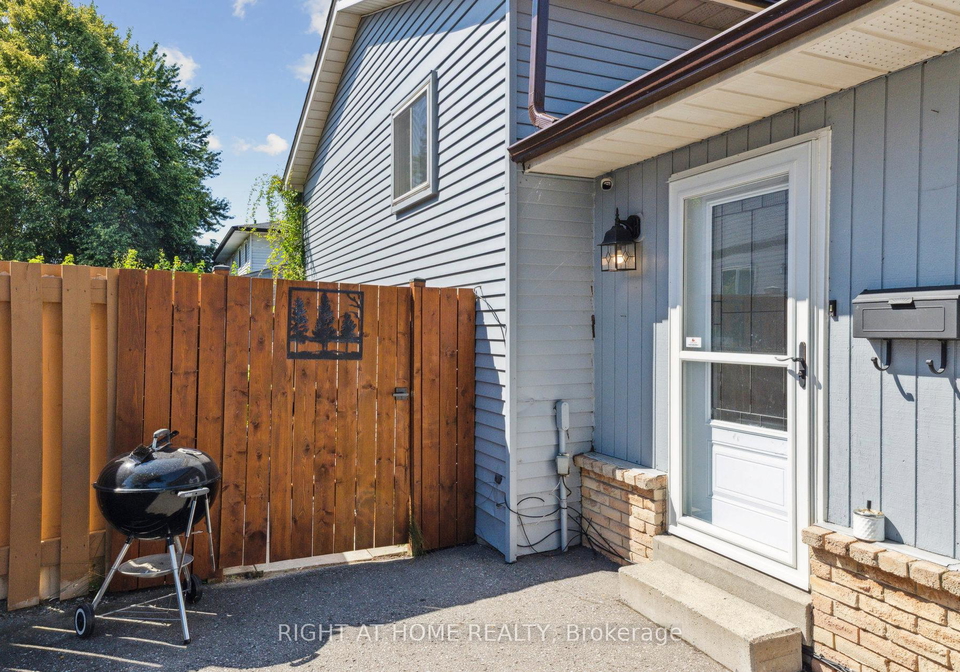 403-chandos-court-oshawa-ontario-e13214920