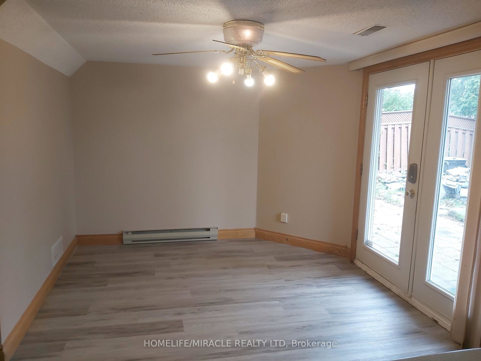 1054-copperfield-drive-oshawa-ontario-e13214984