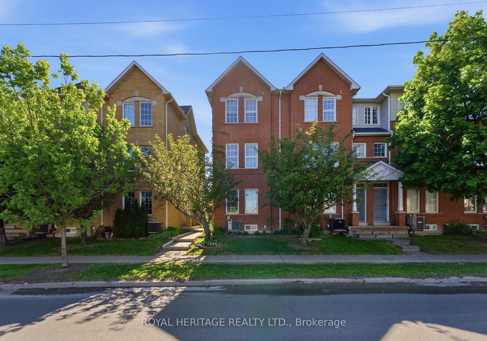 2758-eglinton-avenue-e-scarborough-ontario-e13215640