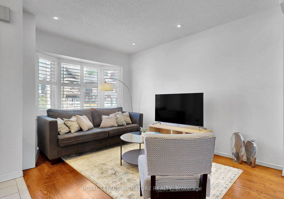 75-doncaster-avenue-east-york-ontario-e13216314