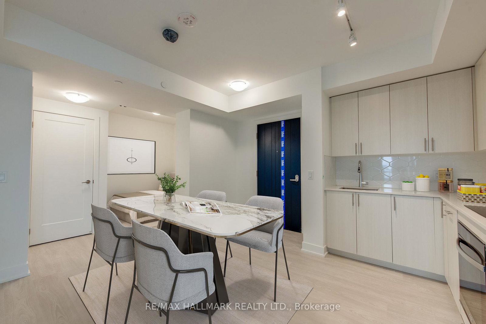 2545-simcoe-street-n-oshawa-ontario-e13216328