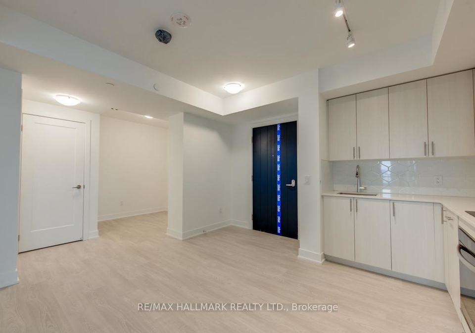 2545-simcoe-street-n-oshawa-ontario-e13216328