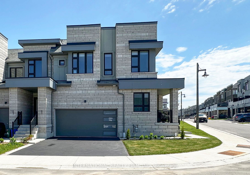 11-caspian-square-clarington-ontario-e13217566