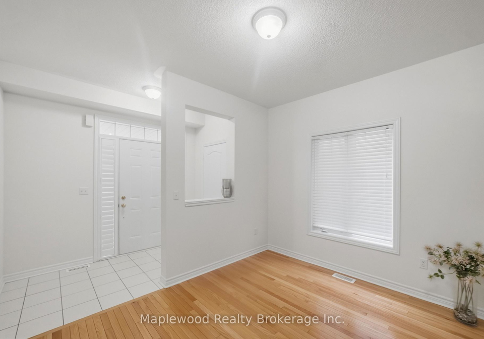 1712-carousel-drive-pickering-ontario-e13217988