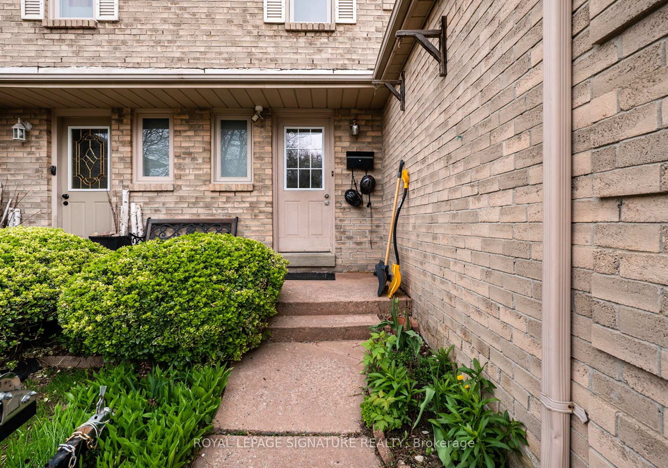 1405-anton-square-pickering-ontario-e13218016