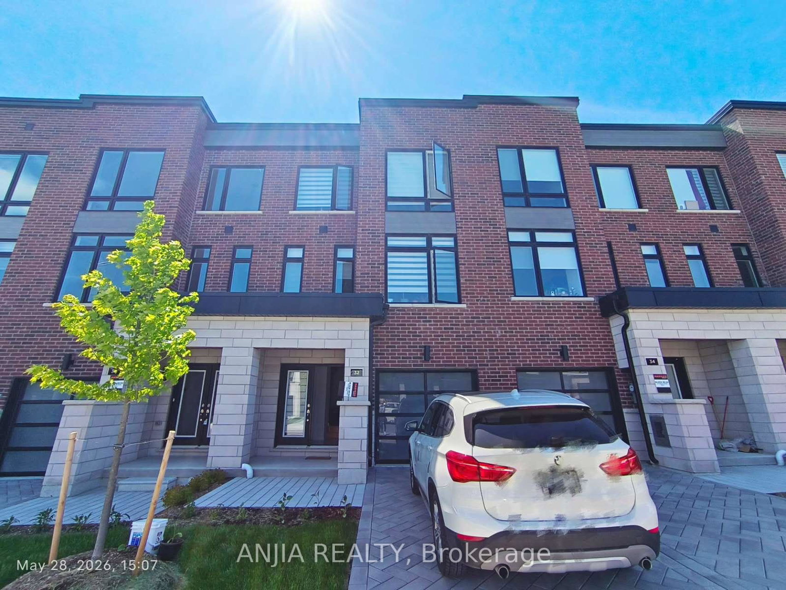32-danielle-moore-circle-scarborough-ontario-e13218084