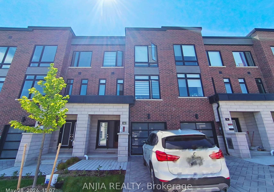 32-danielle-moore-circle-scarborough-ontario-e13218084