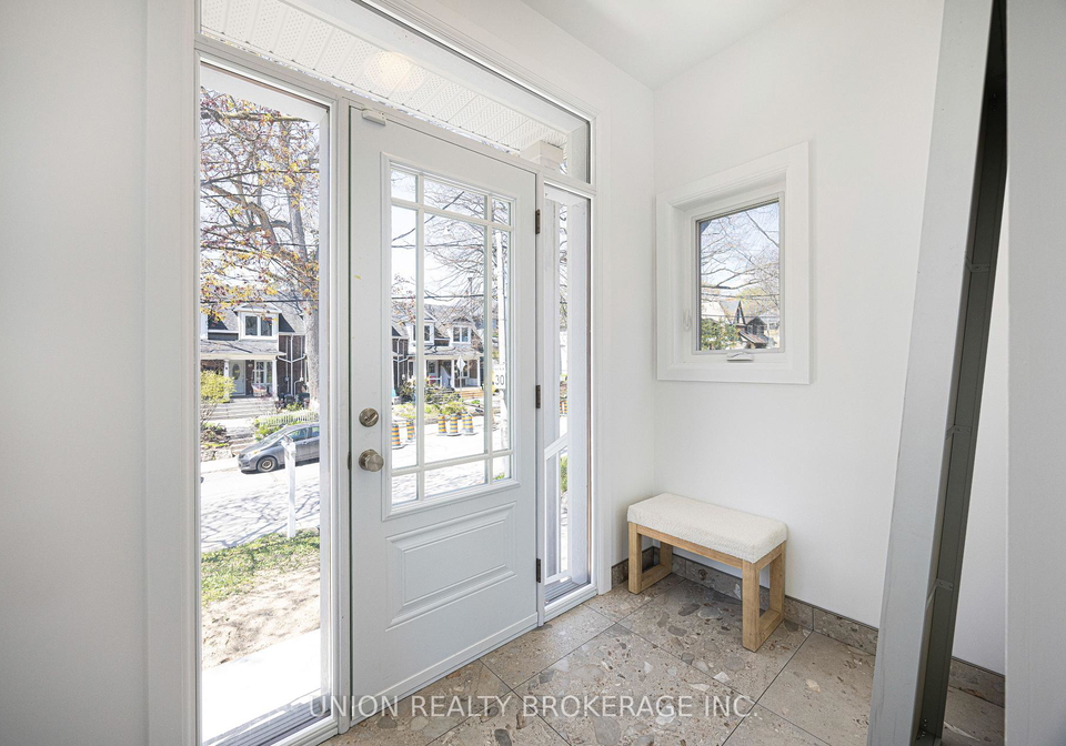 273-lee-avenue-toronto-ontario-e13218676
