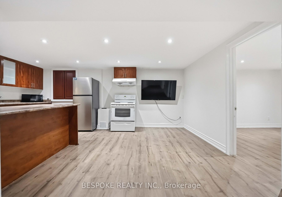 54-mcinnes-crescent-scarborough-ontario-e13218682
