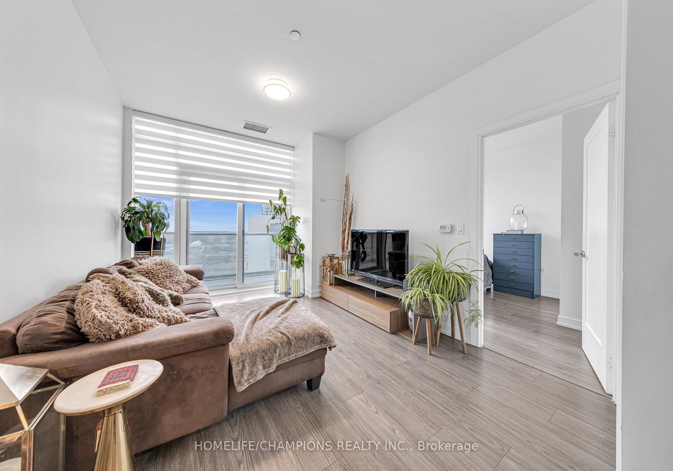 225-village-green-square-scarborough-ontario-e13218790
