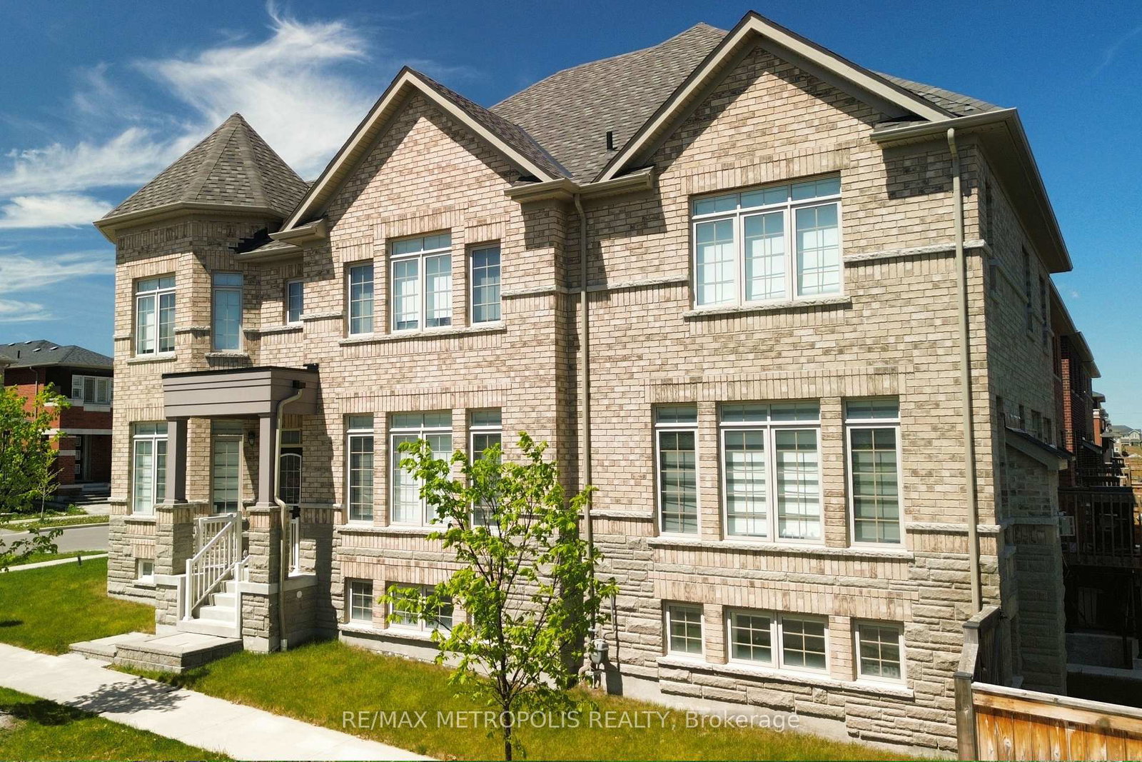 2425-hibiscus-drive-pickering-ontario-e13219380